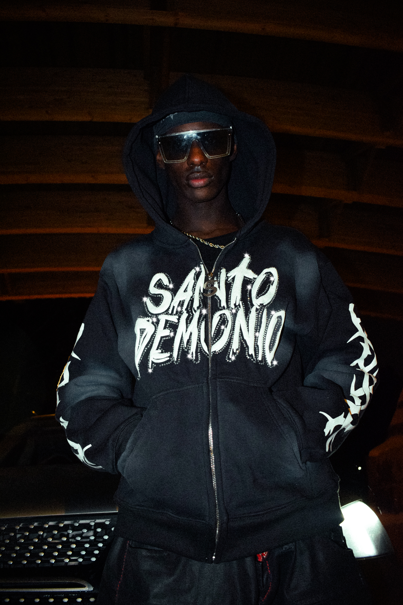 Santo Zip-Up Faded Black